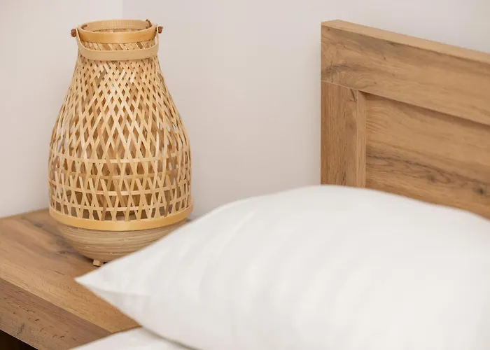 Beautiful One Bedroom Zamkowa By Rent Like