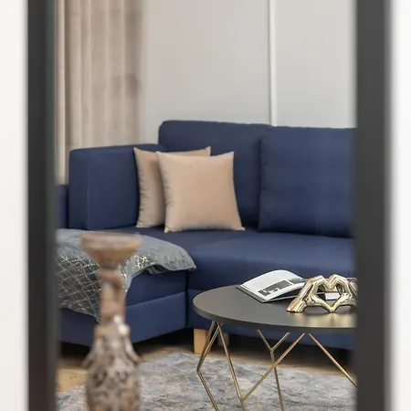 Beautiful One Bedroom Zamkowa By Renters *