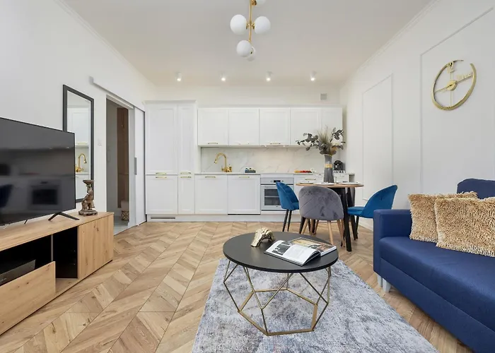 Beautiful One Bedroom Zamkowa By Rent Like