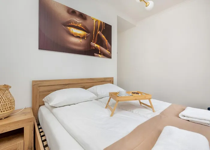 Beautiful One Bedroom Zamkowa By Rent Like Apartman *